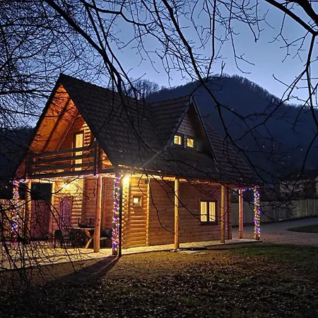 Holiday home District - Riverside Luxury *