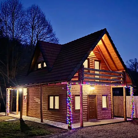 District - Riverside Luxury Prázdninový dům