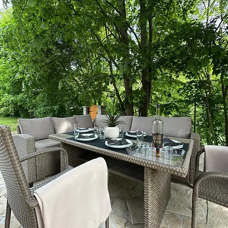 Prázdninový dům District - Riverside Luxury Banja Luka