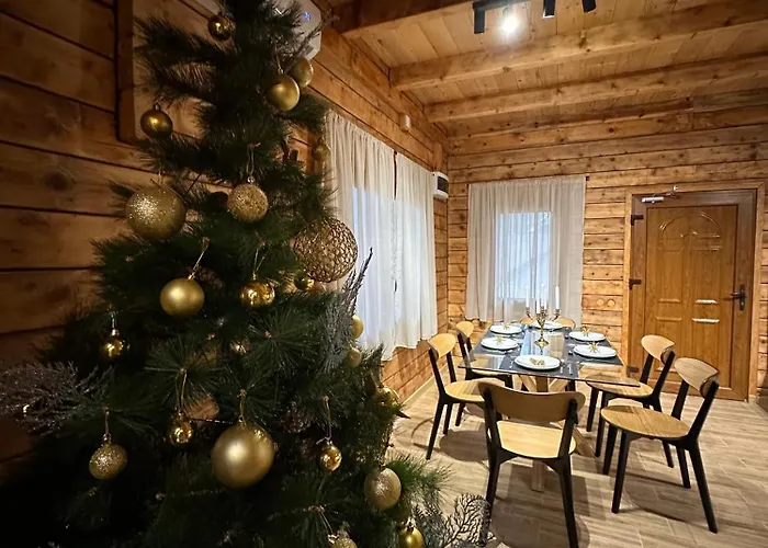 District - Riverside Luxury Holiday home *